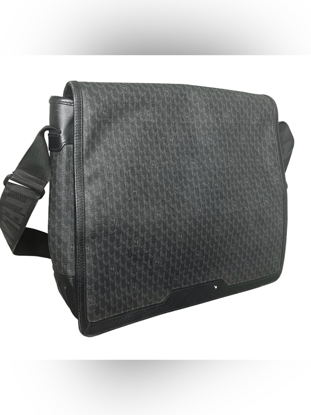 Montblanc Night Flight Messenger Bag black